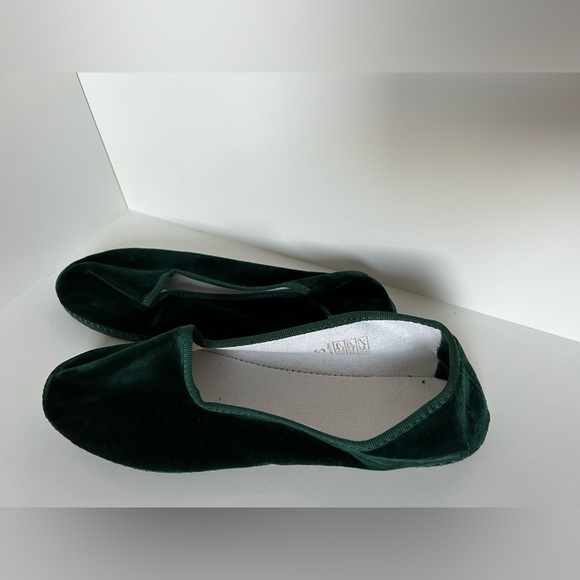 Venitian velvet green shoes - Picture 2 of 3